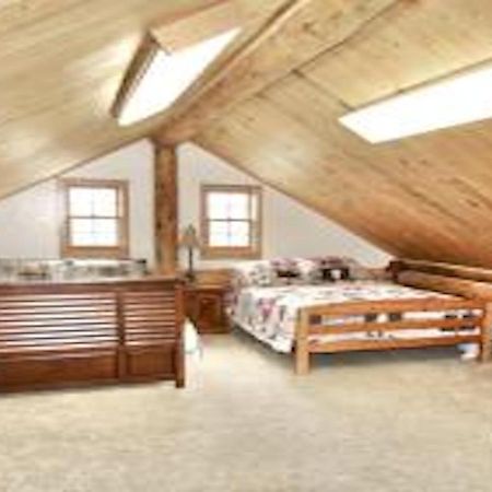 Вилла Log Haven In Бландинг Экстерьер фото