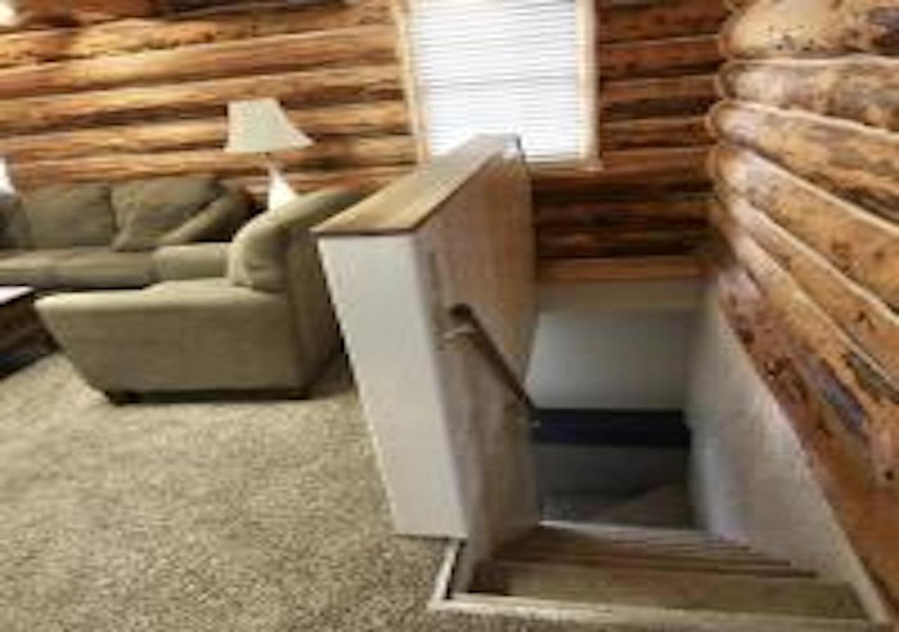 Вилла Log Haven In Бландинг Экстерьер фото