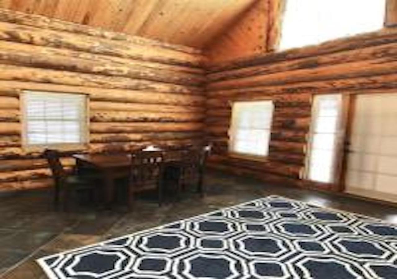 Вилла Log Haven In Бландинг Экстерьер фото